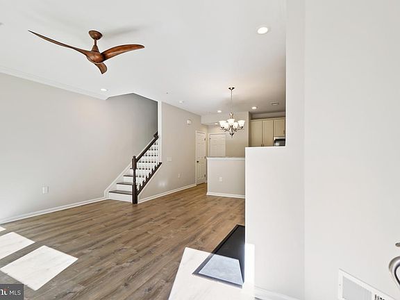5th image of 119 Copley Cir #34-A