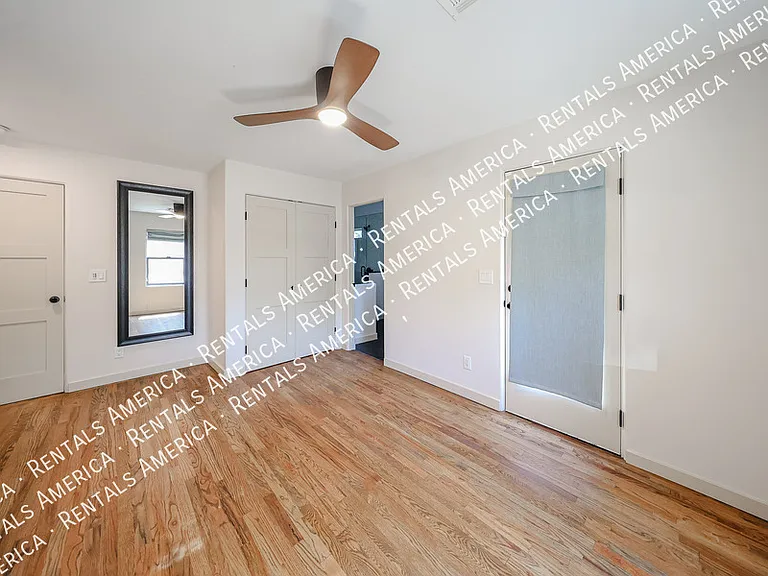 3809 N 9th St — Photo 24