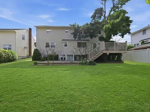 2nd image of 1395 Meadowbrook Rd