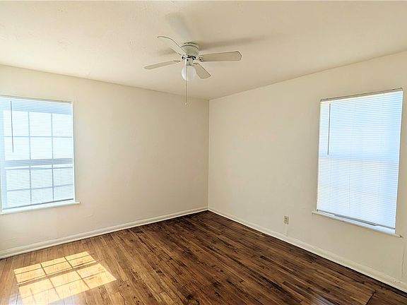 4th image of 1429 Date St
