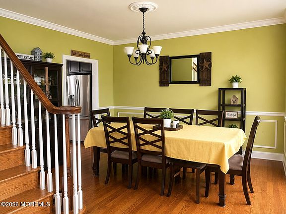 5th image of 12 Jamie Court