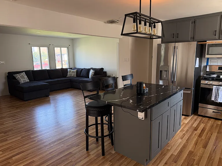 8943 Kittyhawk Ave — Photo 9