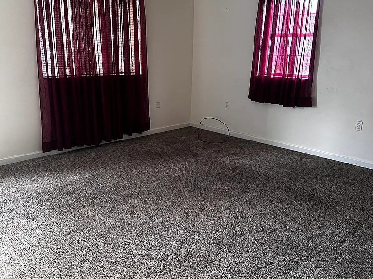 1301 Madison Ave — Photo 3