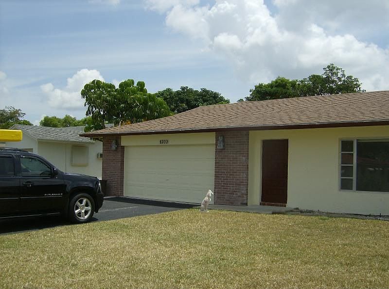 1st image of 8200 NW 100th Ter