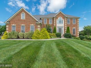 9732 Pembroke Dr, Hagerstown, MD 21740