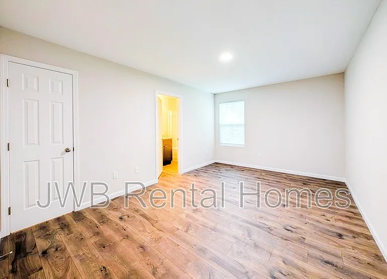 2021 Buckman St — Photo 5