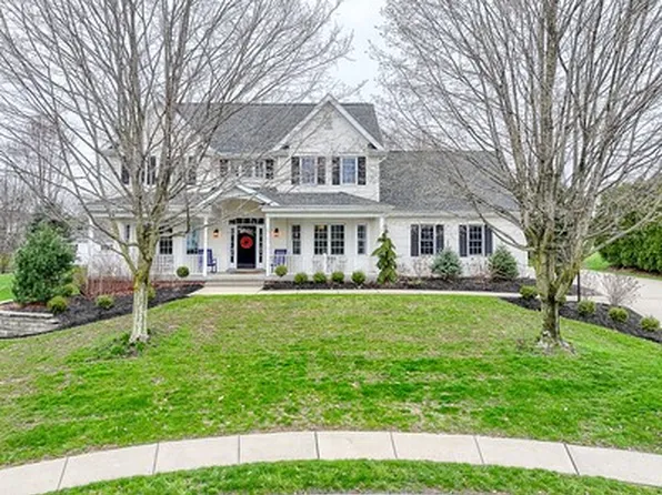 332 Deemers Dr, Cranberry Township, PA 16066