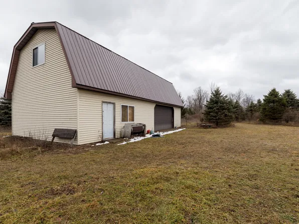 536 Kellogg St, Nashville, MI 49073