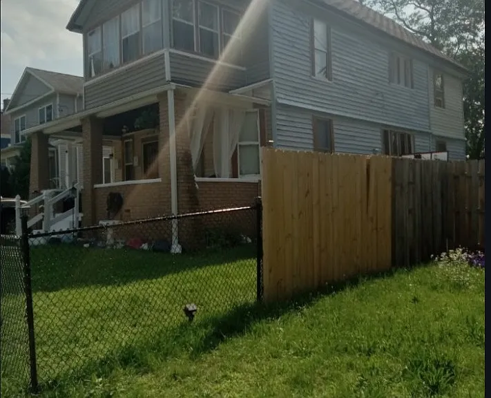 827 Geneva Ave SE #2 — Photo 2