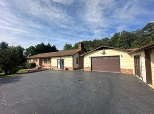 604 Redland Rd, Landrum, SC 29356