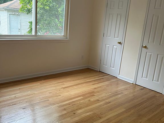 2nd image of 1000 Targee St #3P