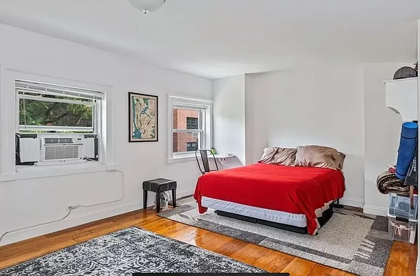 Rented by Compass | media 10