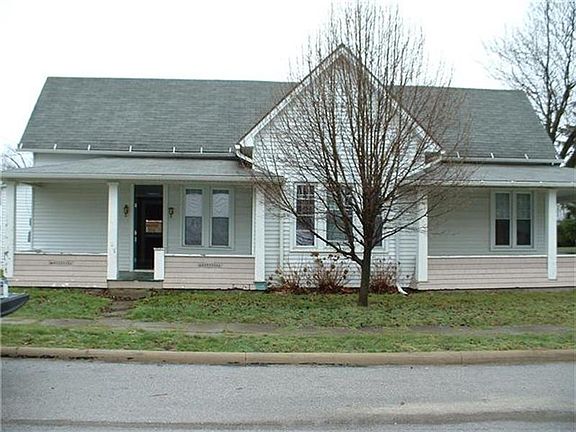 2nd image of 138 N Main St