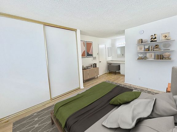 3rd image of 2712 Abbot Kinney Blvd #1