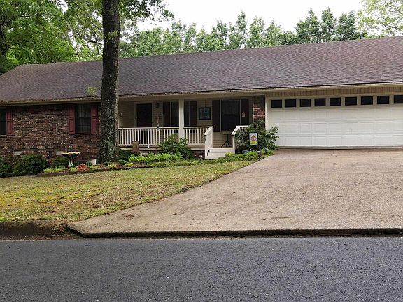 2nd image of 1005 Village Dr
