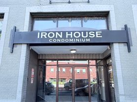 1333 W Broad St