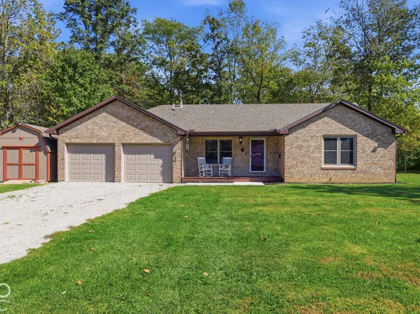 978 Private Road 480 W, Shelbyville, IN 46176