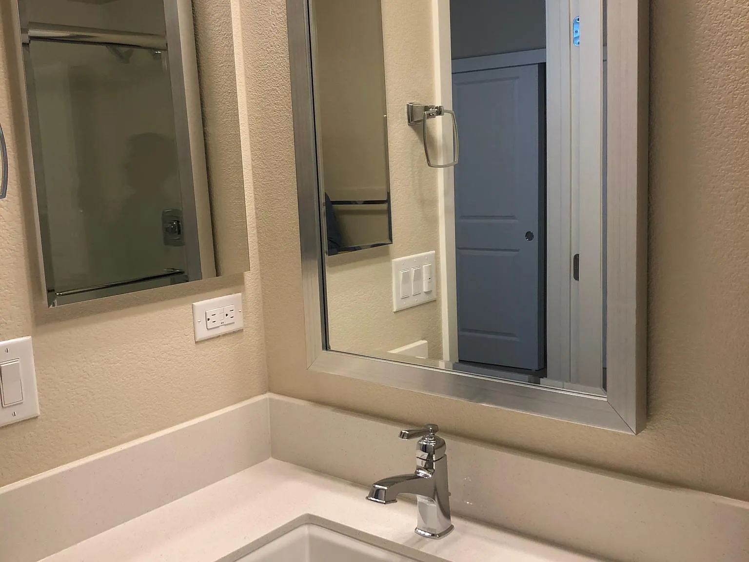 1 bed, 450 sqft, $1,500 — Photo 4