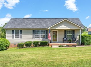 933 Lindsey Dr, Clarksville, TN 37042