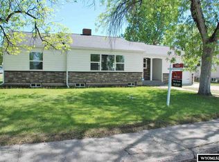 900 Obie Sue Ave, Worland, WY 82401