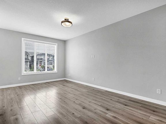 5th image of 104 W Corner Meadows Gate NE
