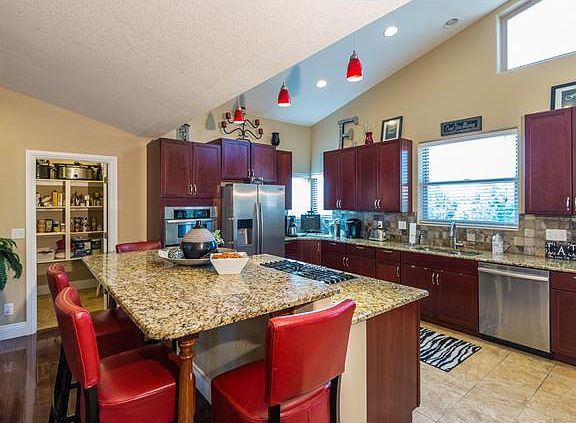 4th image of 7473 Windlawn Way