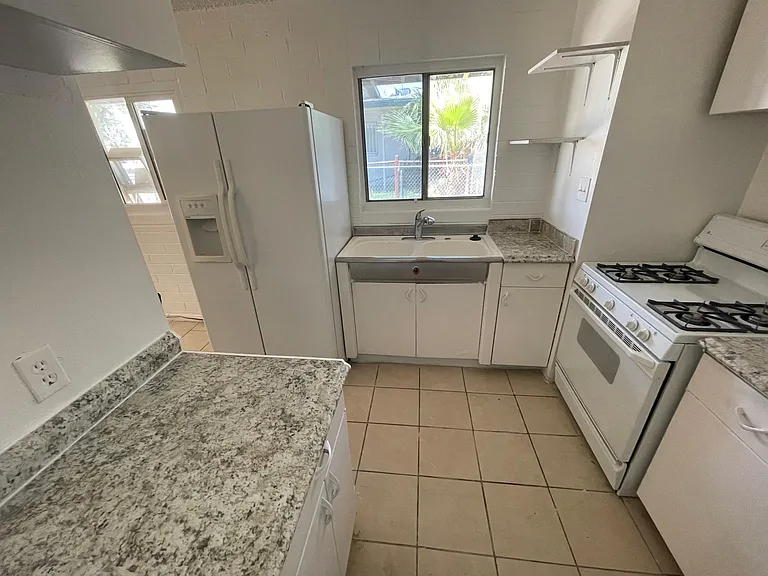 2121 Ballard Dr #A — Photo 1