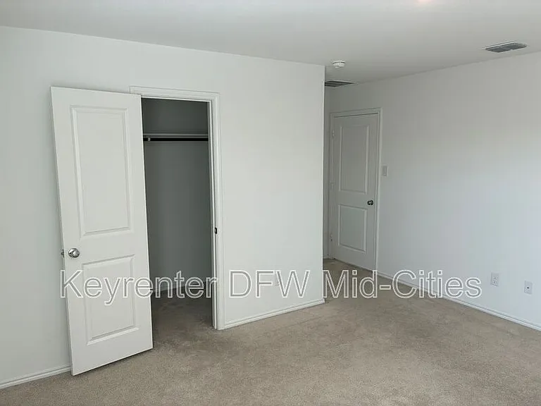 2840 Eppright Dr — Photo 18