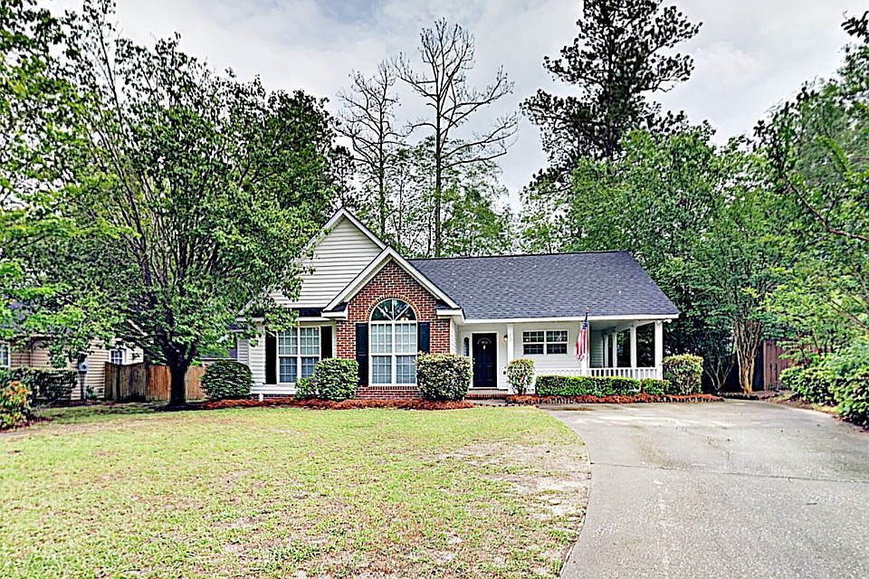1st image of 12 Beaver Creek Cir