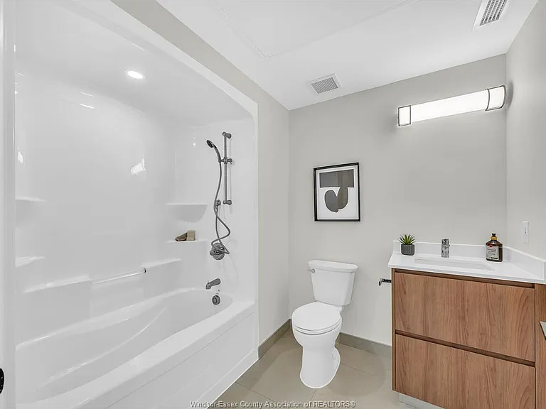 11646 Tecumseh Rd E #500 — Photo 26