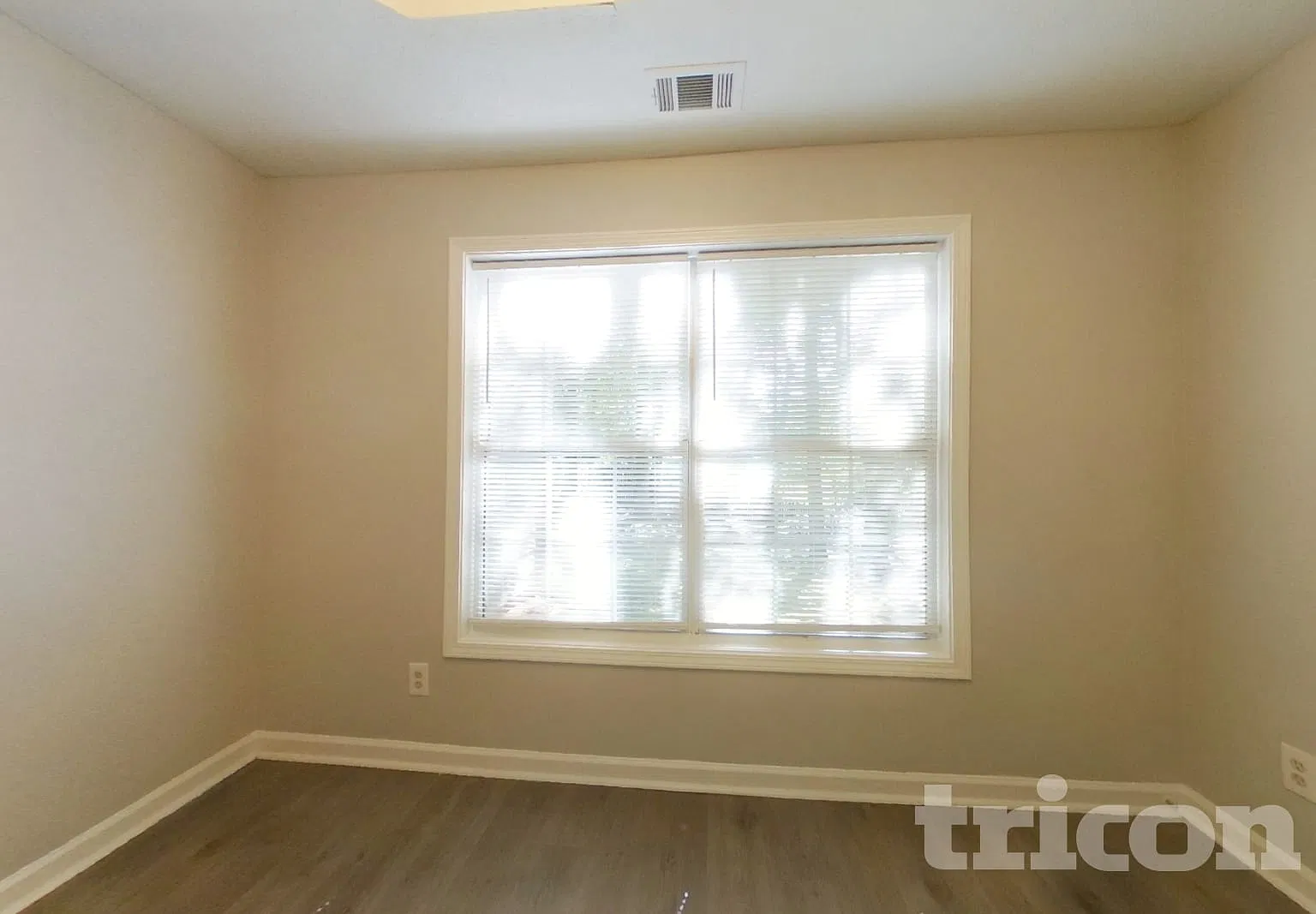 910 Hounds Ridge Court Lawrenceville GA — Photo 3