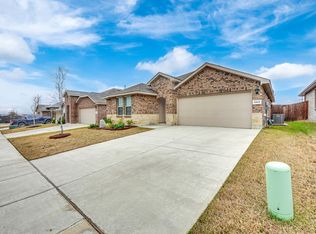 5813 Silverjack Trl, Argyle, TX 76226
