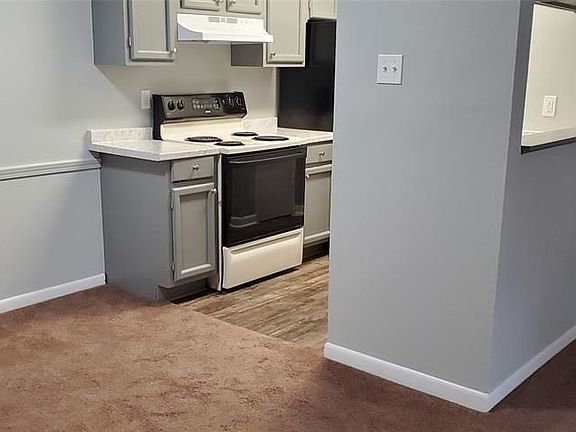 3rd image of 17331 Red Oak Dr APT 56