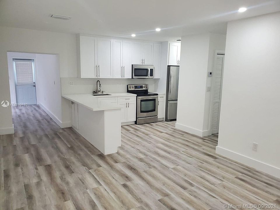1st image of 16935 SW 93rd Ave #16935