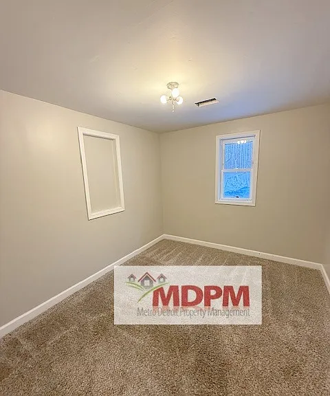 9726 Log Cabin Trl — Photo 6