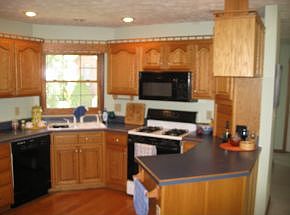 5th image of 1200 W Woodhill Dr
