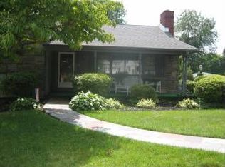 38 Fairhill Rd, Morton, PA 19070