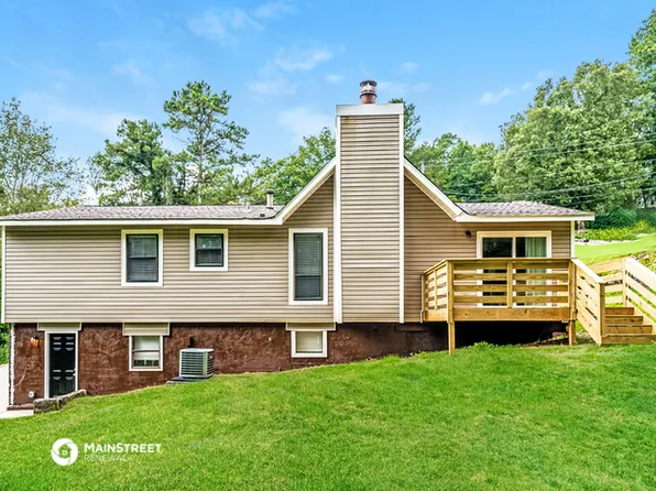 6739 Ridgewood Dr, Pinson, AL 35126