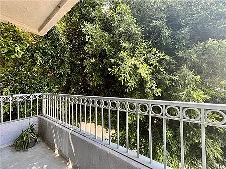 4th image of 221 S Gale Dr Unit 206