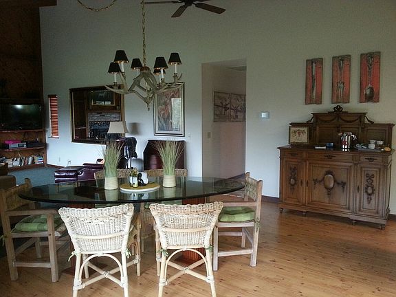 3rd image of 21667 Heron Dr