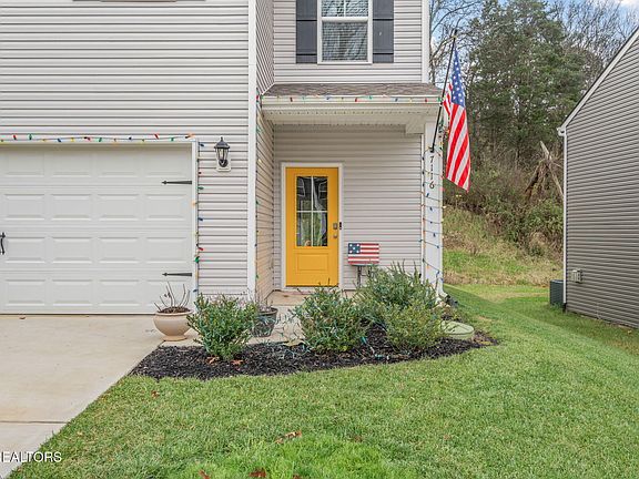2nd image of 7116 Dusty Rose Ln