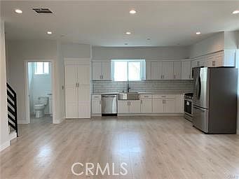 2nd image of 1143 Irolo St