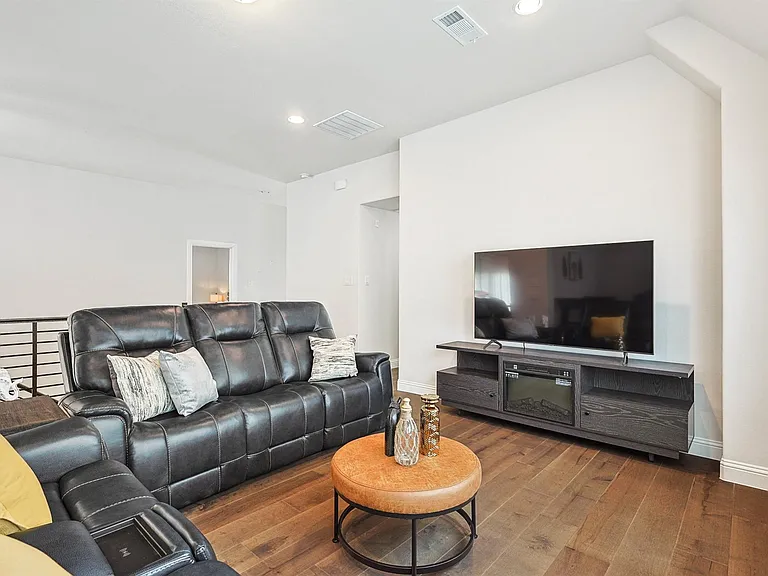 2346 Perdue Ave — Photo 40