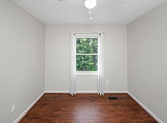 2nd image of 5040 Falling Creek Ln