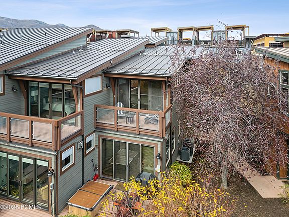 5th image of 6296 N Park Ln #13