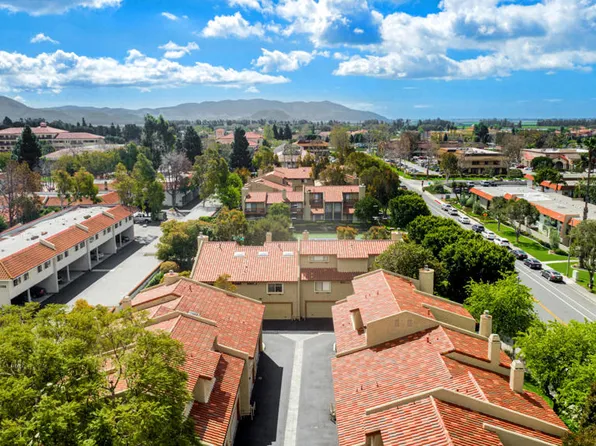 648 Rosewood Ave, Camarillo, CA 93010