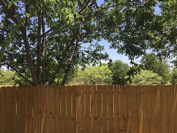 3rd image of 8621 Cotton Creek Ln