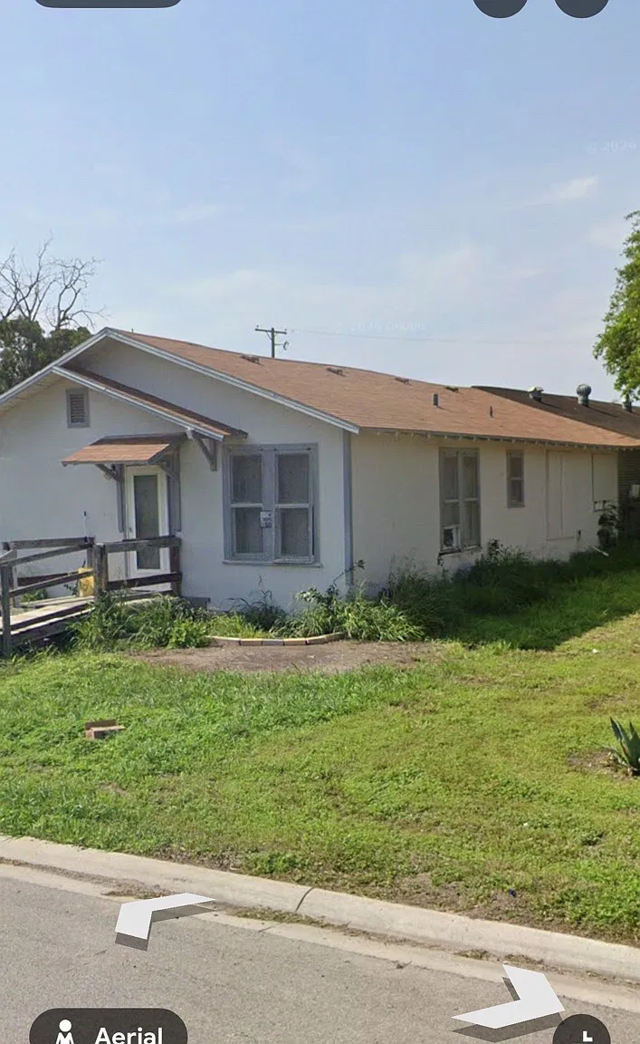 2 bed, 2000 sqft, $1,650 — Photo 1