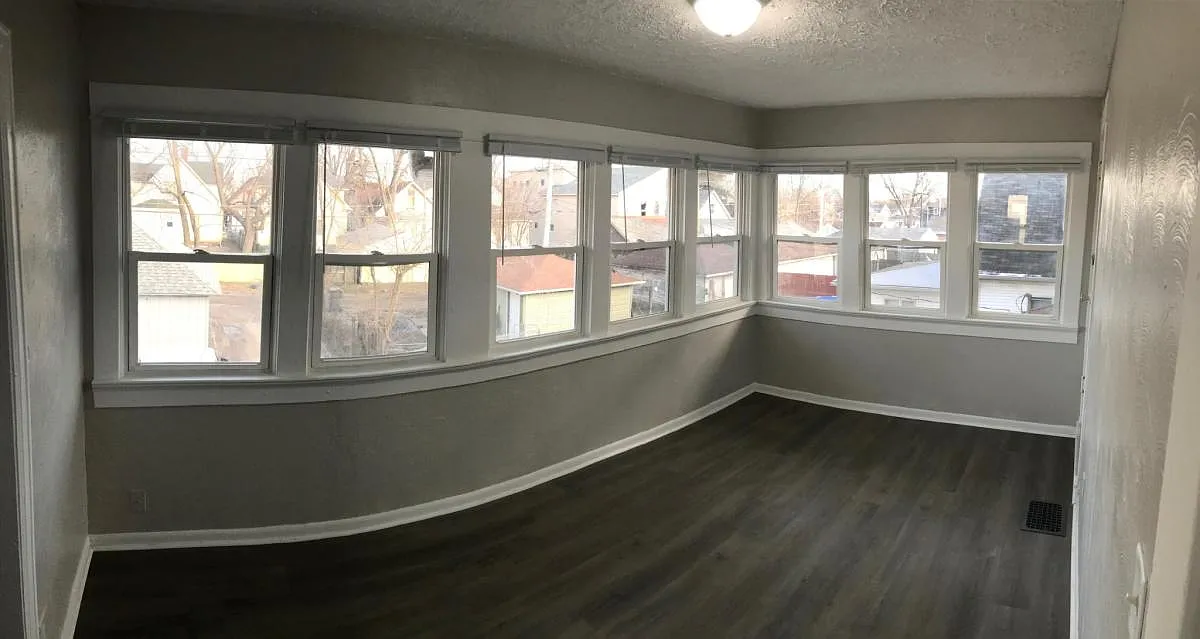 815 Dawson Street - 3 — Photo 2