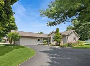 9761 Squire Ln, Belvidere, IL 61008